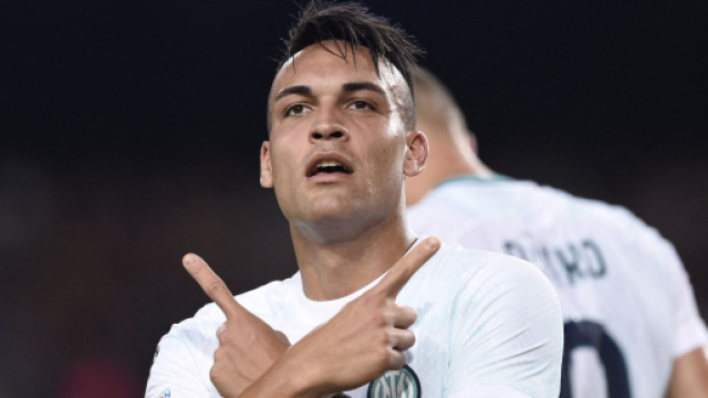Inter, su Lautaro Martinez ci sarebbe il Real Madrid: la Juventus penserebbe a Schuurs.