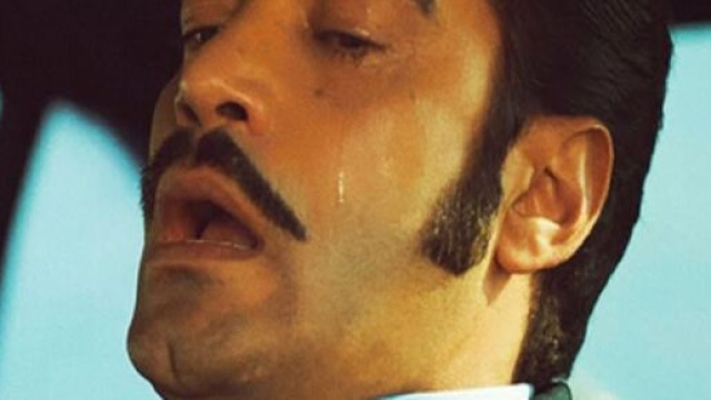 Terra amara, trame turche: Demir ha un incidente stradale.