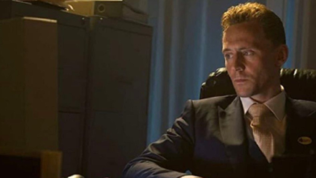 Tom Hiddleston sera toujours le personnage principal de la saison 2 de &laquo; The Night Manager &raquo; (Screenshoot Twitter @PrimeVideoIN)
