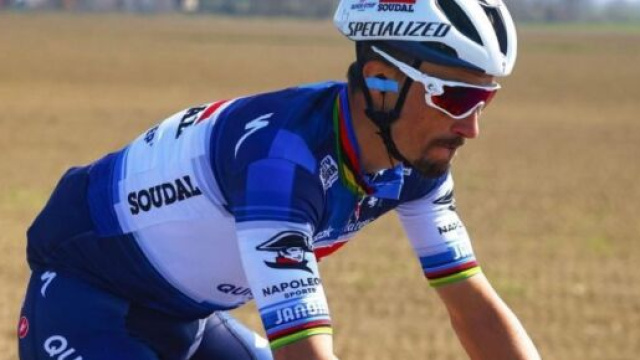Ciclismo, Julian Alaphilippe ha chiuso la Milano Sanremo all'11&deg; posto.