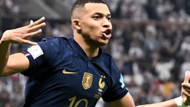 Kylian Mbapp&eacute; nouveau capitaine des Bleus. (screenshot Twitter - @ActuFoot_)