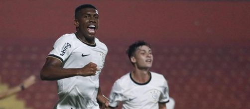 Corinthians estar&aacute; em campo nesta quarta (Reprodu&ccedil;&atilde;o/Twitter/@Corinthians)