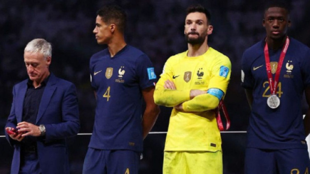 Hugo Lloris au mondial qatari (capture Twitter @le10sport)