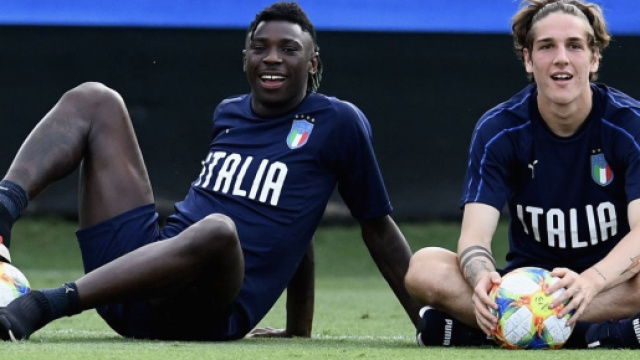 Moise Kean e Zaniolo con la maglia della Nazionale italiana.