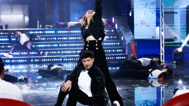 Amici 22, bacio Cuccarini-Emanuel Lo