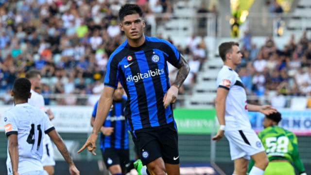 In foto Correa, attaccante dell'Inter.