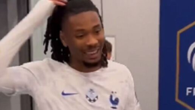 Kh&eacute;phren Thuram a v&eacute;cu sa premi&egrave;re s&eacute;lection avec les Bleus (capture Instagram @equipedefrance )