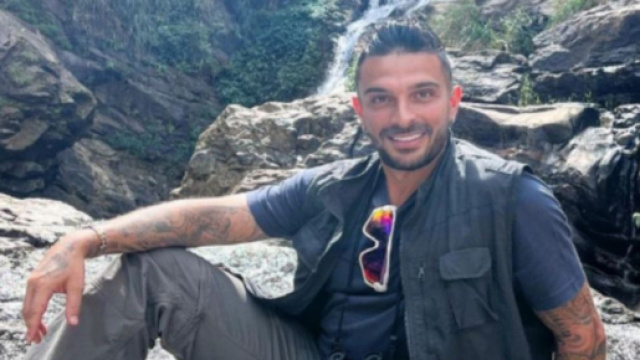 Julien et toute la famille Tanti atteinte d'un &eacute;trange virus : il se l&egrave;ve le visage tr&egrave;s boursouffl&eacute;. (Cr&eacute;dit : Instagram @julientantiplein)