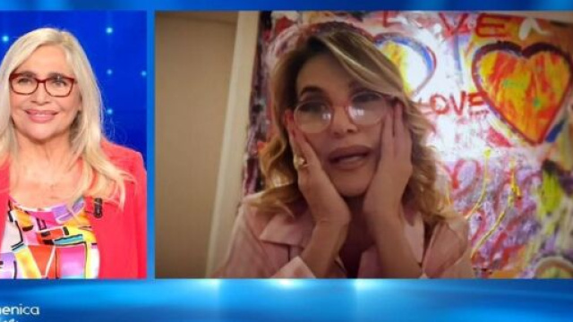 Barbara d'Urso e Mara Venier insultate dal profilo Mediaset.