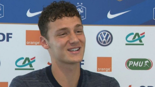 L'arri&egrave;re droit des Bleus, Benjamin Pavard, a marqu&eacute; un but contre l'Irlande (1-0) (Screenshoot Twitter @MercatoPlein)