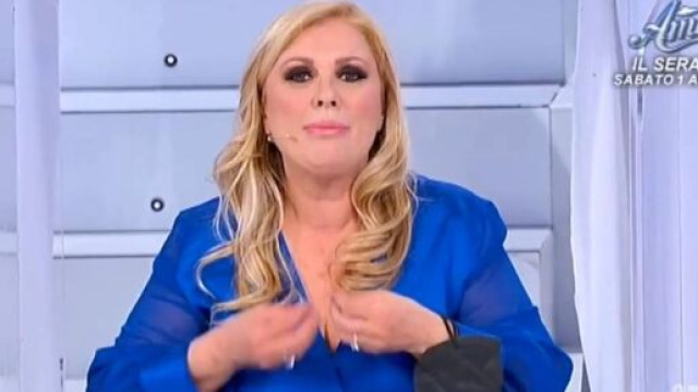 Uomini e donne, Tina contro Gemma.