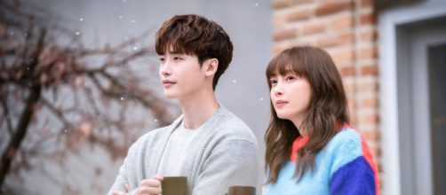 'Romance Is a Bonus Book' conta com uma temporada dispon&iacute;vel na Netflix (Divulga&ccedil;&atilde;o/Netflix)