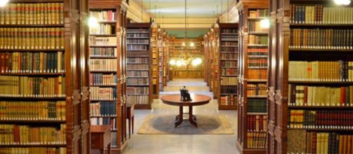 La mayor&iacute;a de los acad&eacute;micos aplaudieron la medida de la RAE (WikimediaCommons)