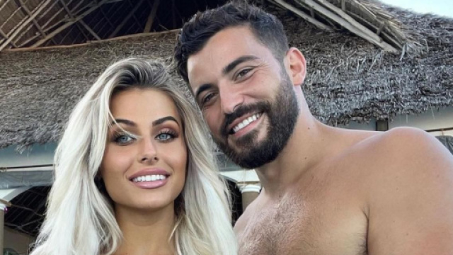 Les Apprentis Aventuriers 6 : Romane et Anthony Mat&eacute;o annoncent leur rupture d&eacute;finitive. (Screenshots Instagram)