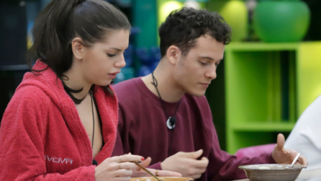 GF Vip 7, Edoardo esagera con Antonella, utenti sbottano: 'Fuori Donnamaria'.