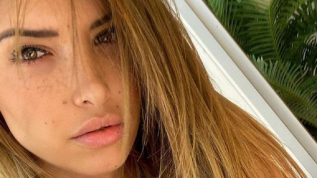 M&eacute;lanie Dedigama se confie sur sa relation avec son ex Vincent . Source : screenshot Instagram melanie.dedigama.fan