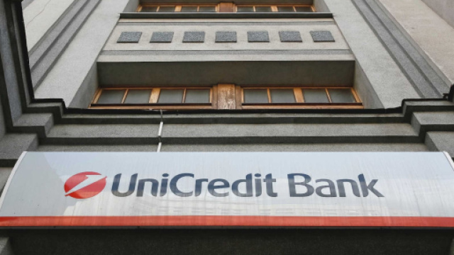 Offerte di lavoro UniCredit per impiegati e consulenti.