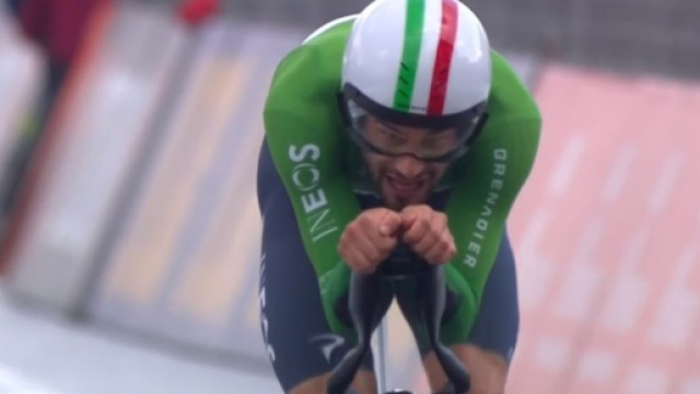Tirreno Adriatico, Filippo Ganna ha trionfato nella cronometro di Lido di Camaiore.