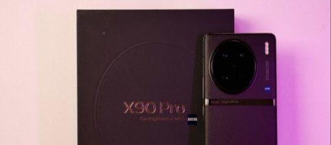 Vivo dégaine le X90 Pro, un clin d'oeil pour les gens qui aiment prendre des photos
