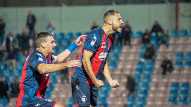 Crotone, l'attaccante Guido Gomez