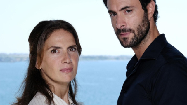 Nella terza puntata di Sei Donne- Il segreto di Leila, Anna vuole interrogare di nuovo Aysha.
