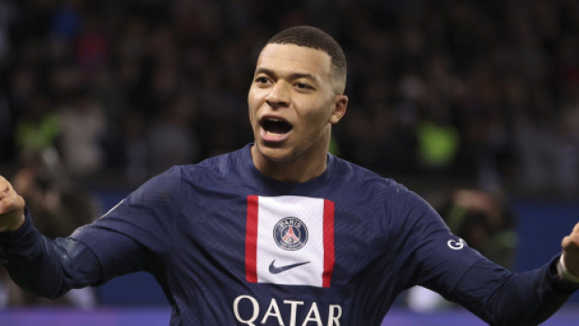 Kylian Mbapp&eacute; suscite l'inqui&eacute;tude au sein du PSG (screenshoot/twitter @wifa_fame)