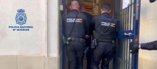 El fugitivo le quit&oacute; la vida al empleado del club de tiro de Canovelles sin haber tenido una discusi&oacute;n previa (Twitter, policia)