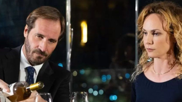 Un posto al sole, puntata 11 aprile: Alberto e Diana vengono colti in flagrante.