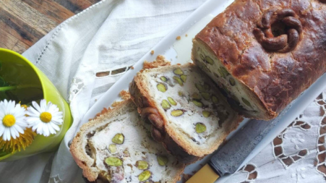 Pat&egrave; di selvaggina in crosta, una leccornia da non perdere.