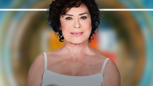 Corinne Cl&eacute;ry, l'attrice &egrave; una nuova concorrente de L'isola dei famosi &copy; Blasting News Creative Department.