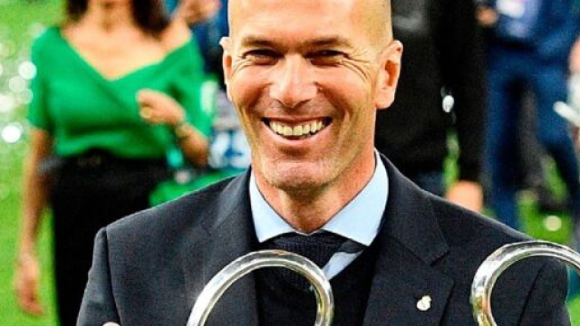 Cristiano Ronaldo aurait souffl&eacute; le nom de Zinedine Zidane aux dirigeants du club saoudien d'Al-Nassr. Capture Instagram @zidane
