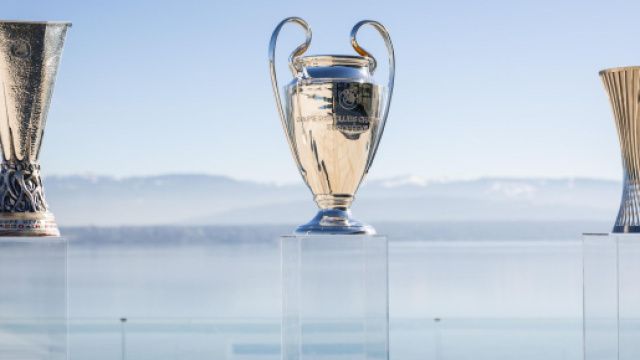 Le tre coppe delle competizioni europee UEFA.