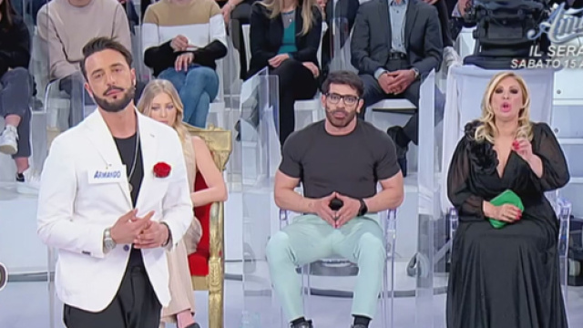 Uomini e Donne, nuove puntate: Armando se ne va?