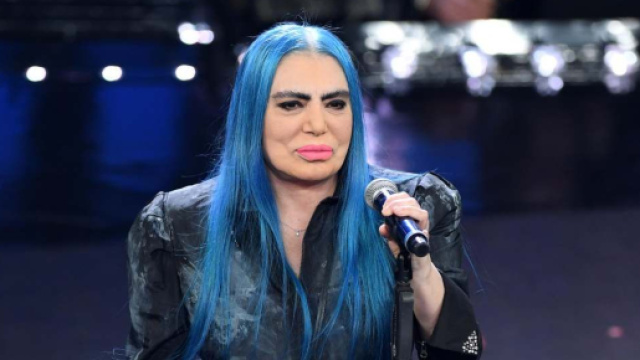 Loredana Bert&egrave; durante un'esibizione al Festival di Sanremo 2019.