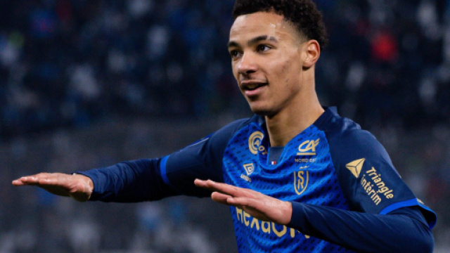 Calciomercato Inter, nuovo nome per l'attacco: piace Etikite del Reims in prestito al PSG