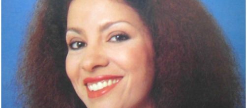 Dona de uma voz &iacute;mpar, a cantora e sambista Clara Nunes morreu h&aacute; 40 anos e influencia gera&ccedil;&otilde;es (Divulga&ccedil;&atilde;o)