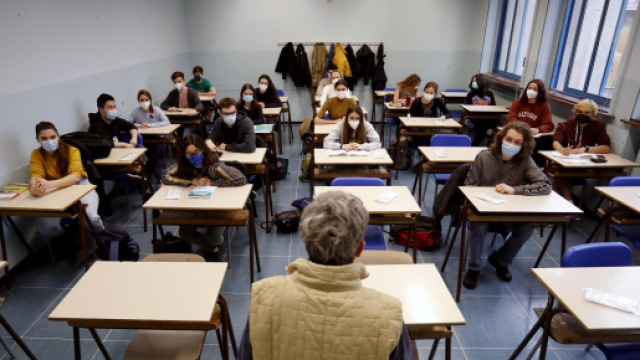 In aumento i casi di DOP nella classi a scuola.