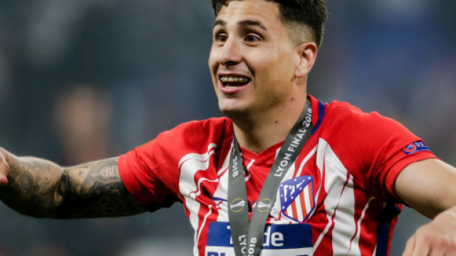 Calciomercato Inter: piace Gimenez per la difesa, Brozovic potrebbe essere sacrificato