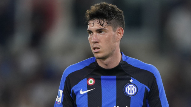 Inter, Bastoni piace al Barcellona.