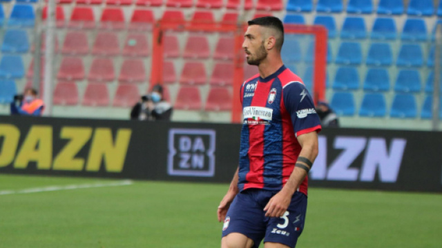 Crotone-Giugliano, mister Zauli perde Cuomo per infortunio.