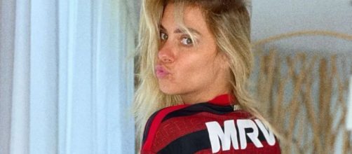 Carolina Dieckmann &eacute; uma das famosas que torce pelo Flamengo (Reprodu&ccedil;&atilde;o/Instagram)