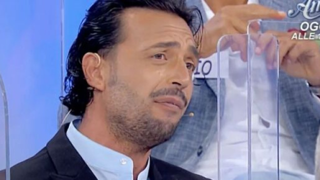 Uomini e donne, Armando spiazza.