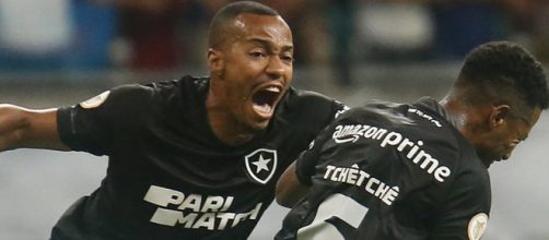 Tch&ecirc; Tch&ecirc; marcou o gol da vit&oacute;ria Botafoguense (Reprodu&ccedil;&atilde;o/Twitter/@Botafogo)