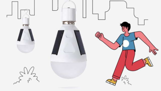 Lampade solari e sensori di movimento: due buone idee per risparmiare sulla bolletta dell&rsquo;energia elettrica. &copy;BN Creative Dep.