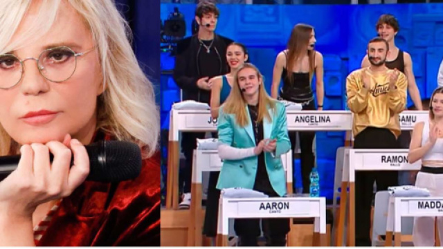 Amici 22, retroscena di Candela: 'Due alunni col Covid, prossima puntata in dubbio'.