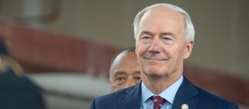 Asa Hutchinson in 2019 (Image source: Shane T. McCoy/US Marshals/Flickr)