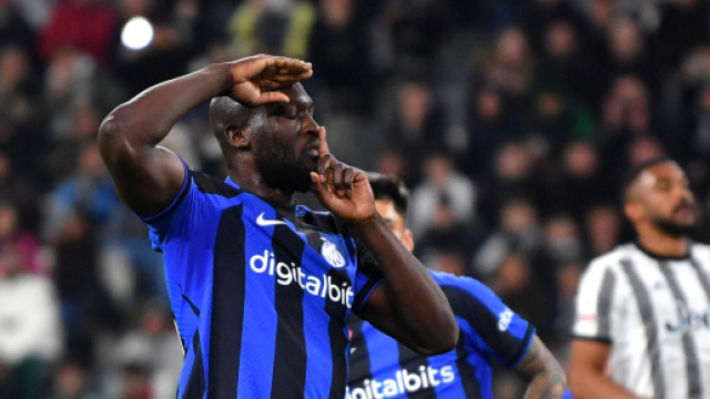 Inter, gli agenti di Lukaku dopo l'espulsione in coppa: 'Merita scuse da parte della Juve'