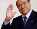 Silvio Berlusconi, atteint d'une leucémie chronique, est dans un 'état stable' selon les médecins