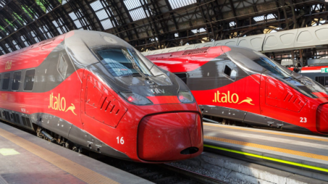 Italo cerca hostess, steward di stazione e macchinisti: serve il diploma