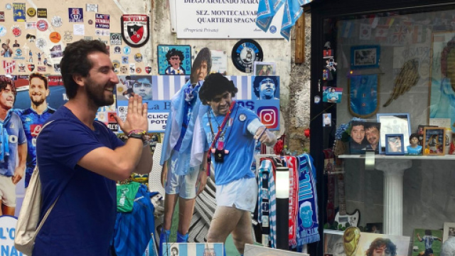 La grande fede dei tifosi partenopei.